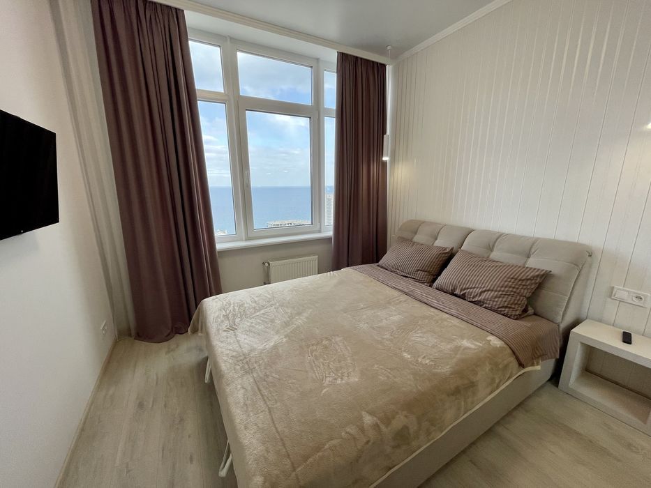 2-кімнатна VIP, новий ремонт, вид на море, 44 Перлина, 16 пов.