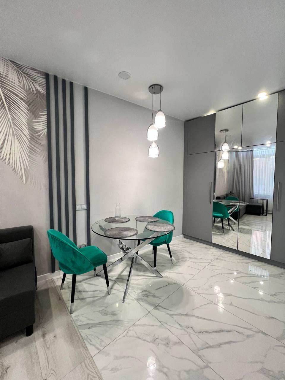 Квартира VIP подобово з видом на сад. Аркадія, 48 жемчужина. Низький поверх, поруч Море