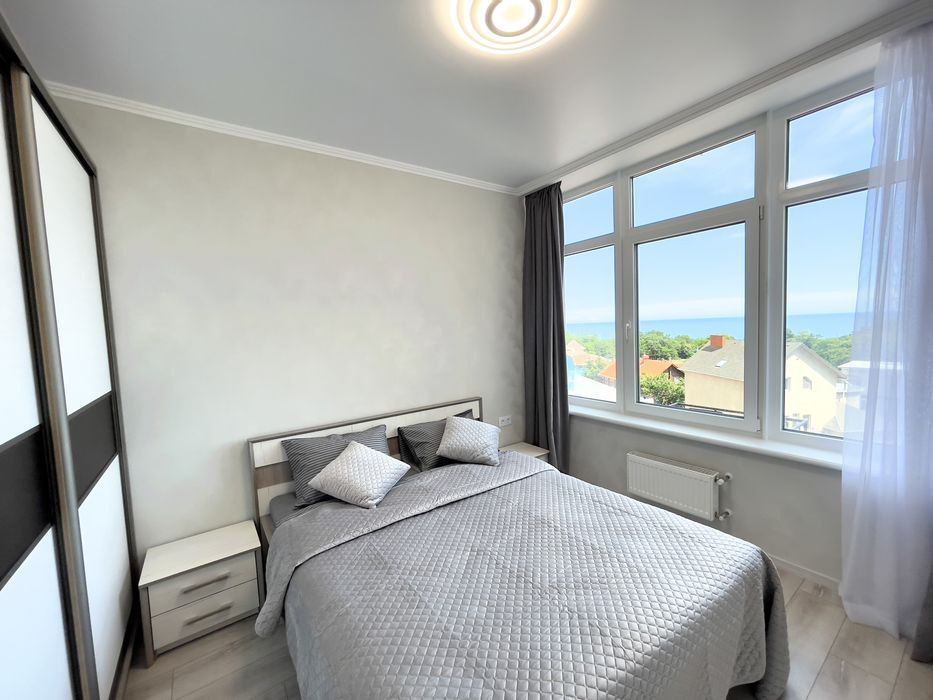 2-кімнатна люкс, вид на море, балкон, 45 Перлина, 5 пов.