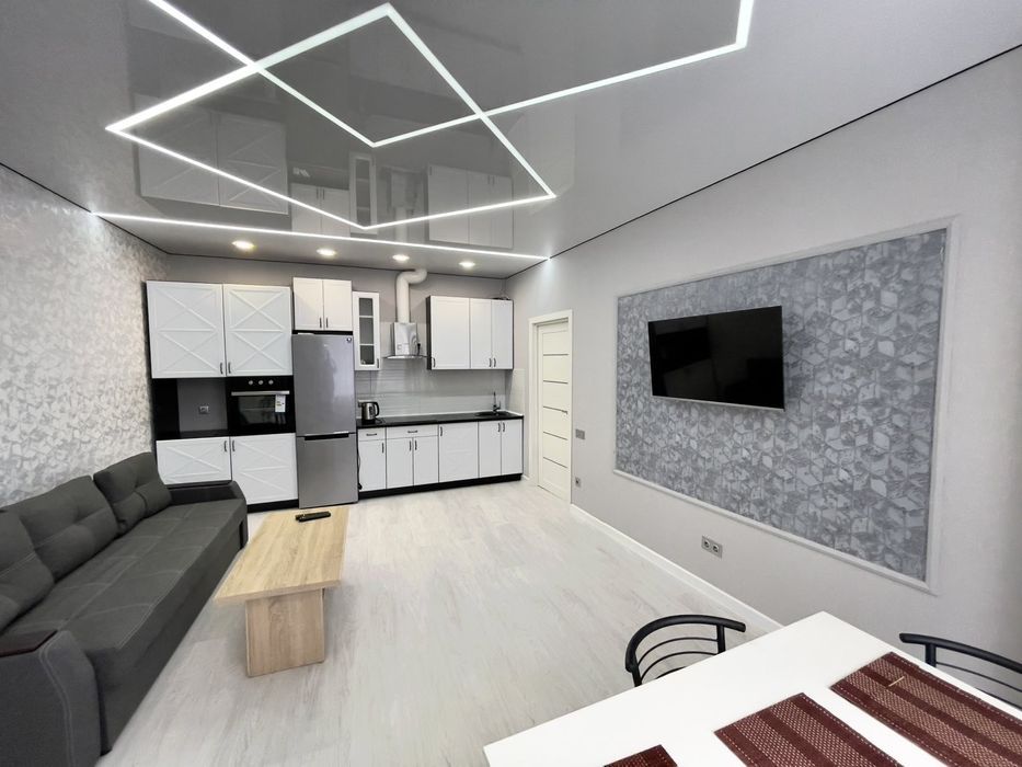 2-кімнатна люкс, 32 Перлина, 22 пов., до моря 5 хв.