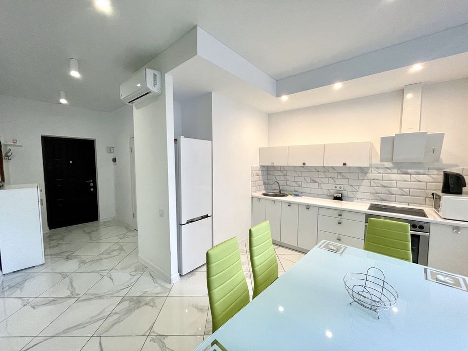 2-кімнатна, 60 м², 32 Перлина, 12 пов., до моря 5 хв.